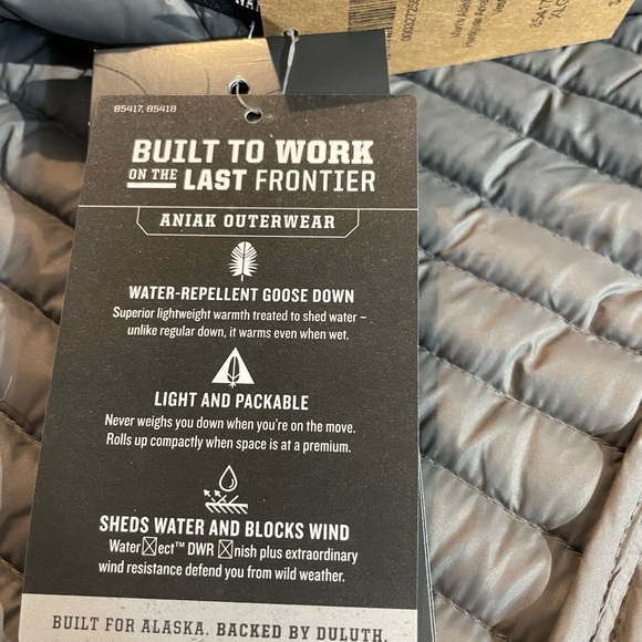 NWT Men’s XL Alaskan Hardgear Aniak Down Grey Vest by Duluth Trading Company - Picture 10 of 11